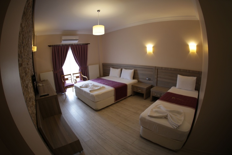 Superior Quadruple room