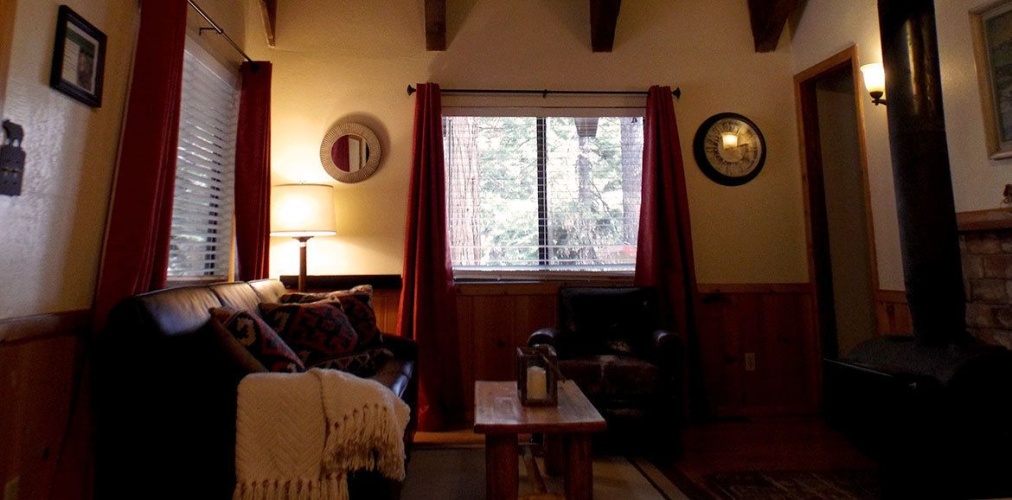 2 Bedrooms Standard Family room