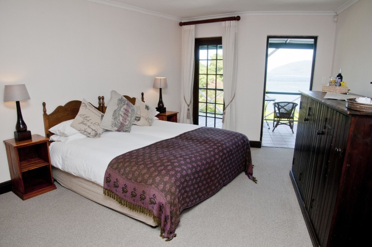 Superior Twin room with bay view