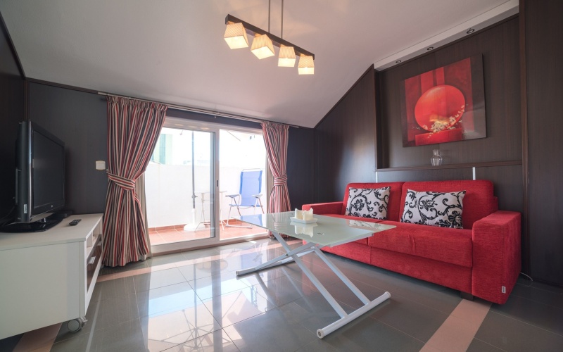 1 Bedroom Apartment