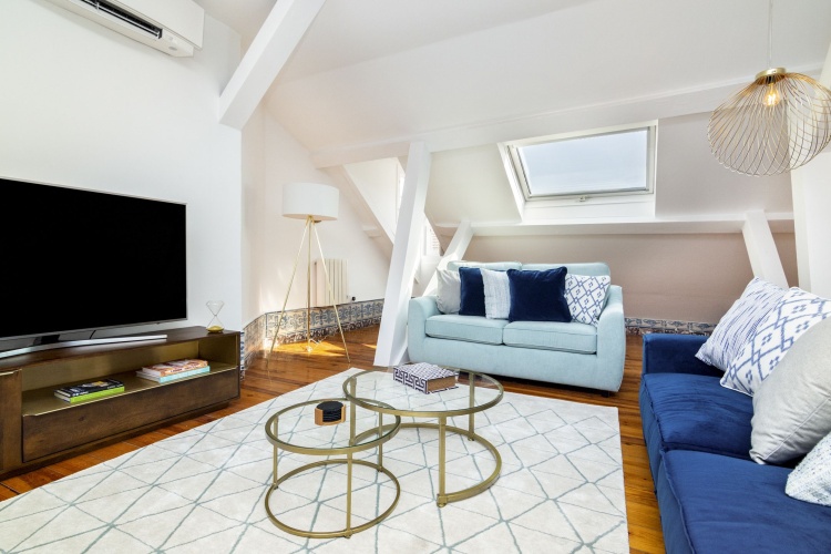 3 Bedrooms Deluxe Sextuple Apartment with city view