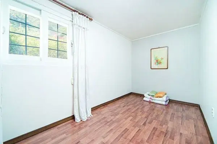 Grand room