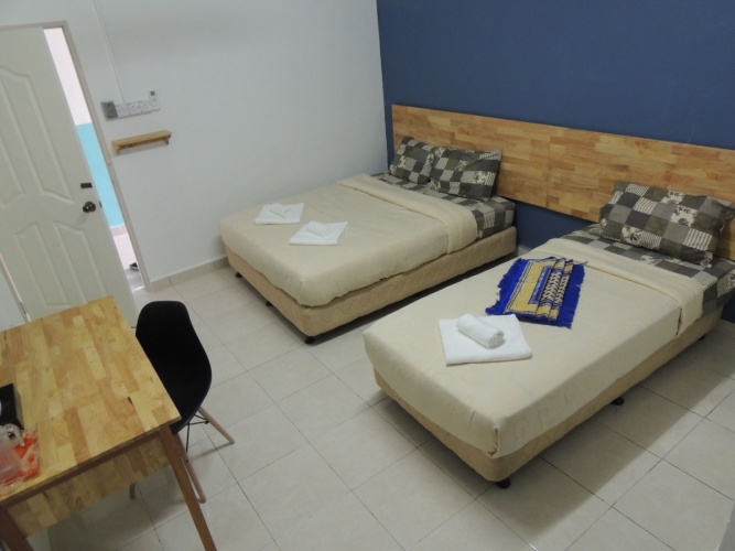 Standard Triple room