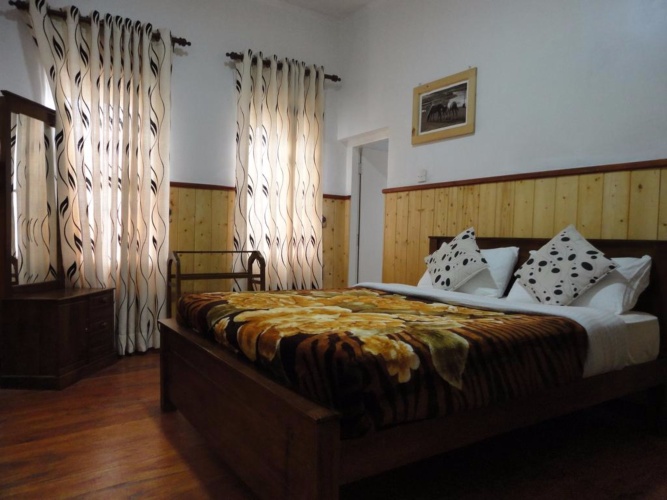 Standard Double room with mountain view