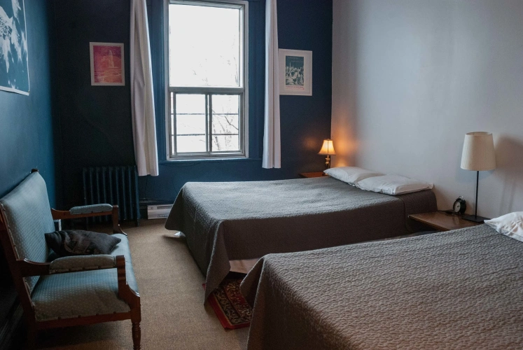 3 Bedrooms Sextuple Apartment