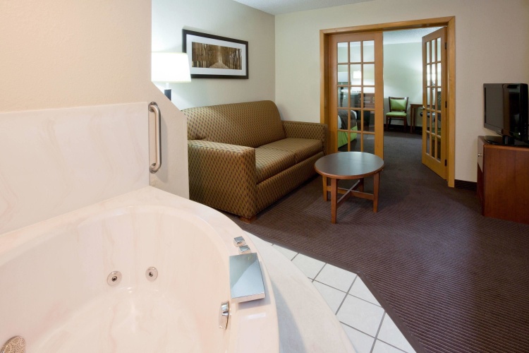 Deluxe Double Suite