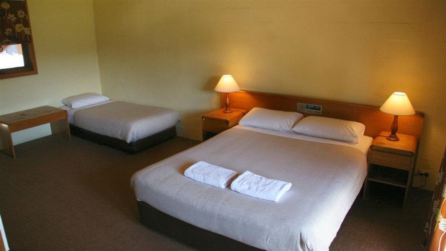 Comfort Triple room with view