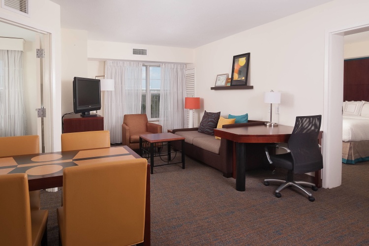 2 Bedrooms Suite