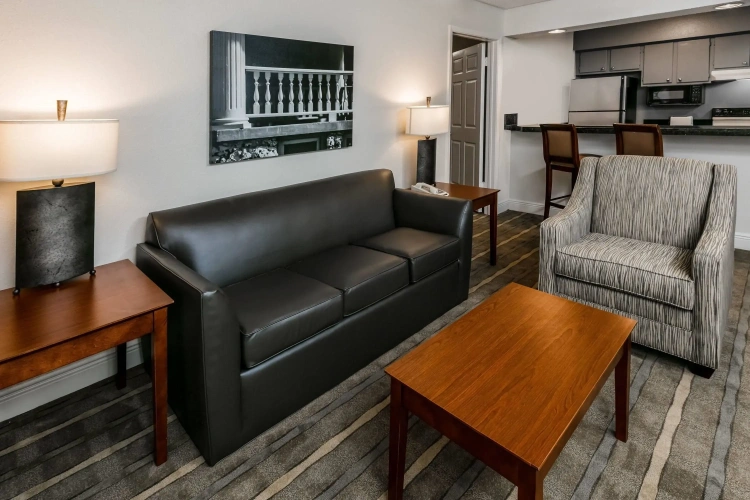 Deluxe Double Suite