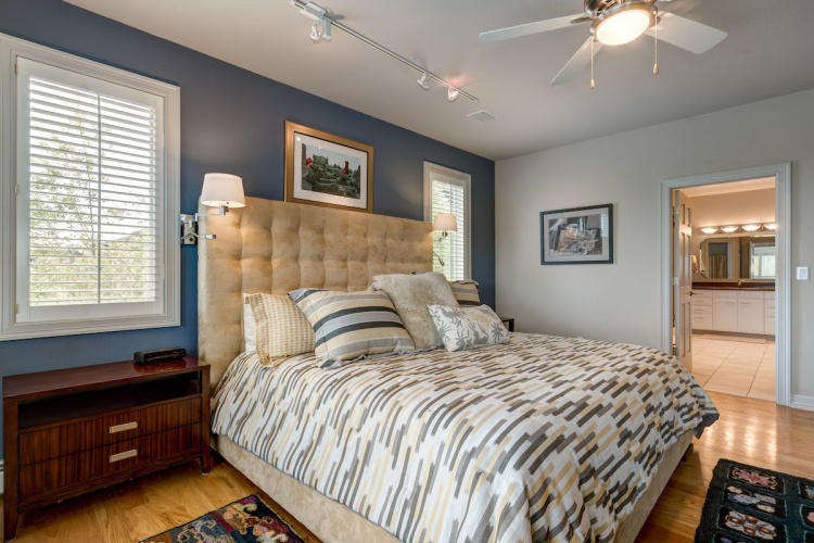 4 Bedrooms Cottage