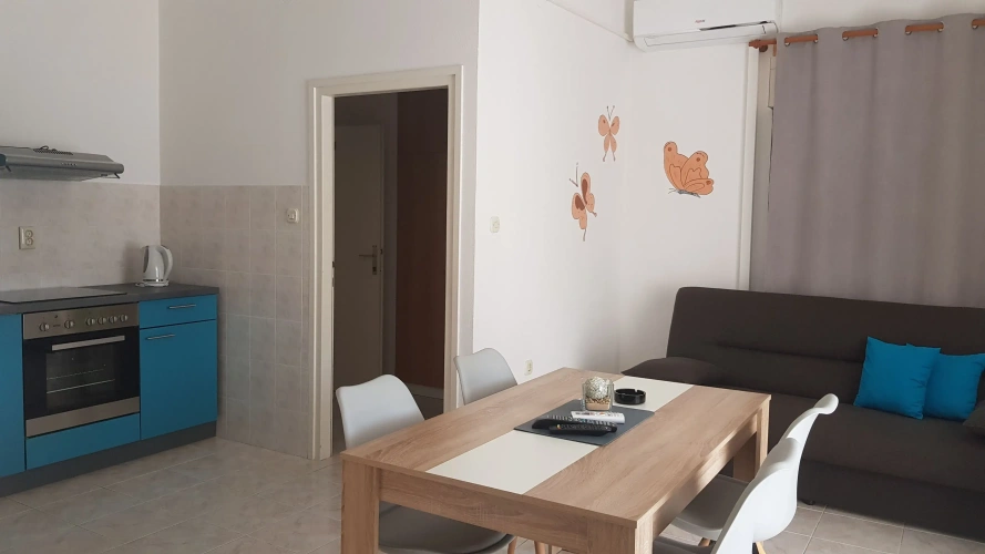 Quadruple Apartment