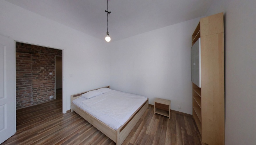2 Bedrooms Classic Apartment
