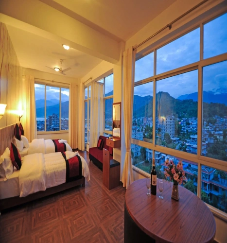 Penthouse Suite with lake view