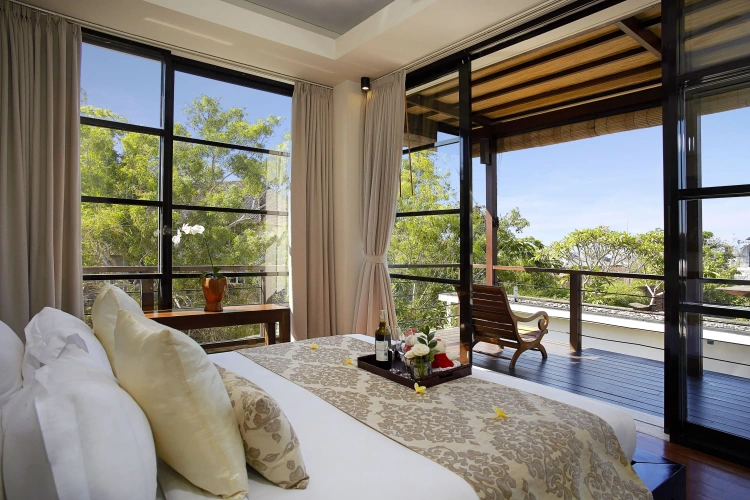 2 Bedrooms Luxury Triple Villa with view