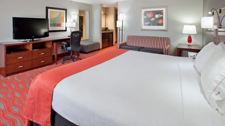 Quadruple Suite