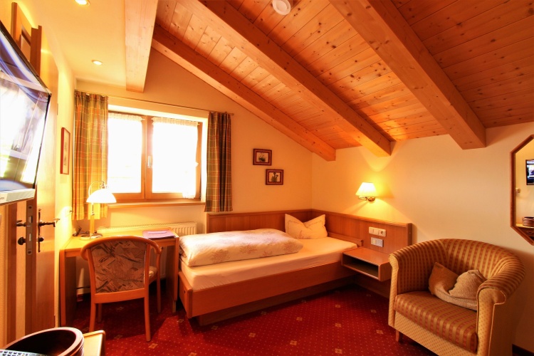 Standard Single room