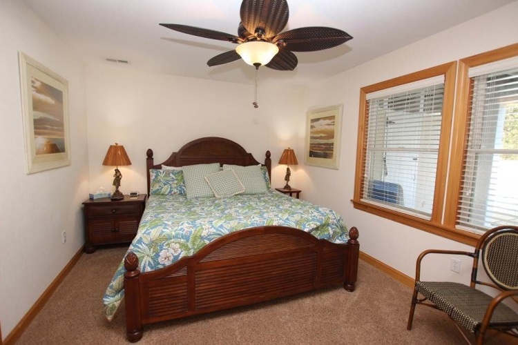 5 Bedrooms Cottage