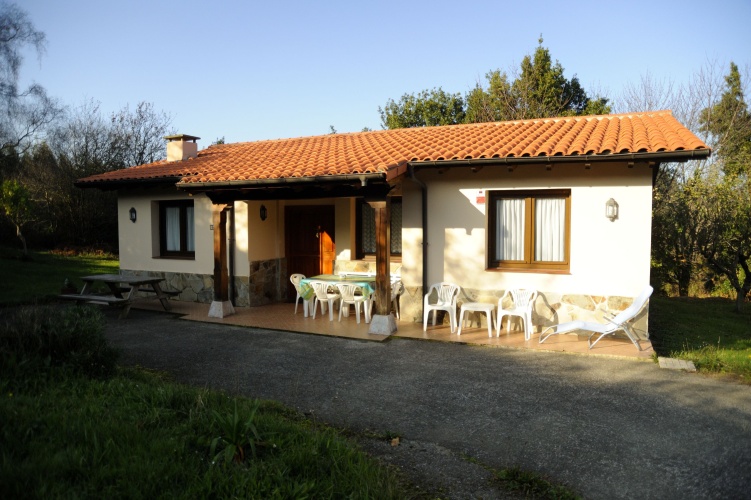 3 Bedrooms Cottage