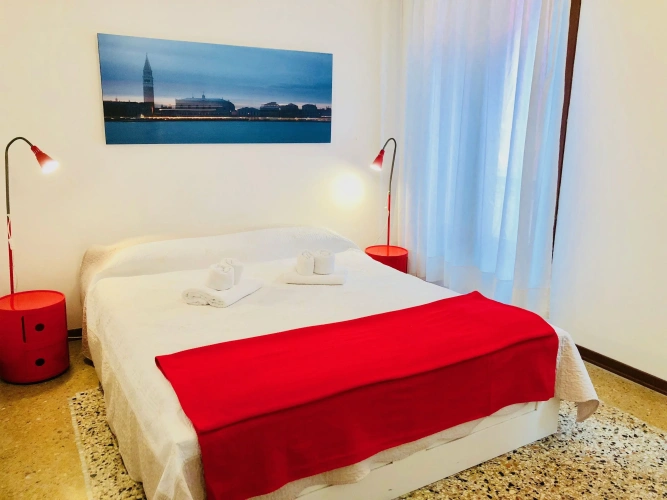 3 Bedrooms Apartment