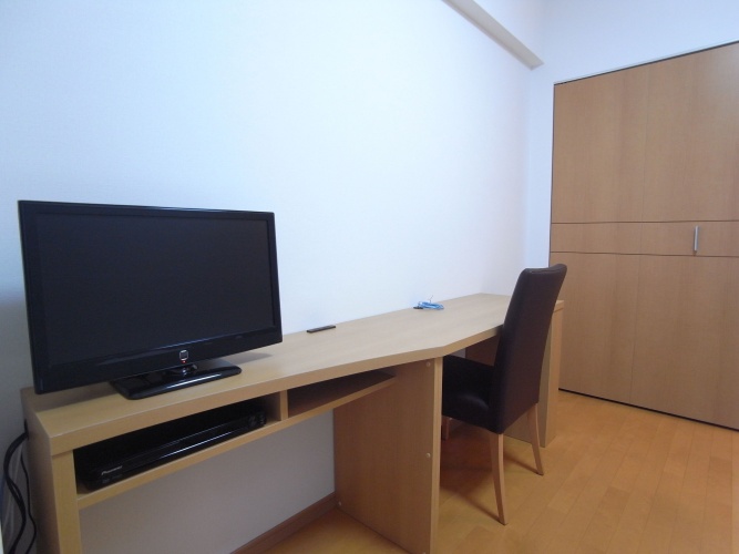 Standard Single Studio