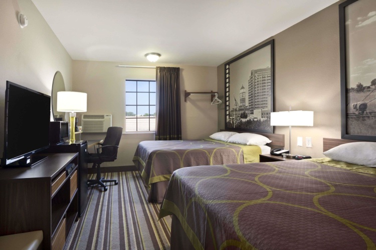 Standard Quadruple room