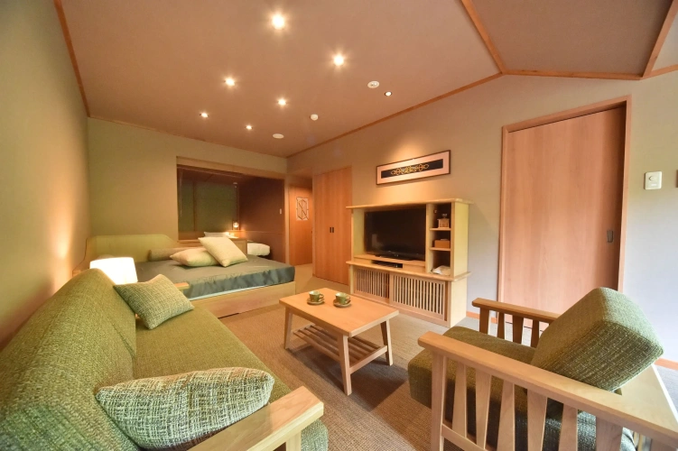 Deluxe Triple room with river view