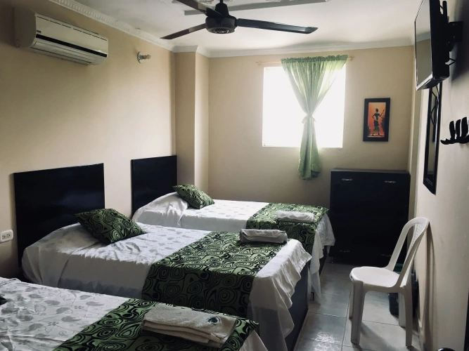 Standard Triple room