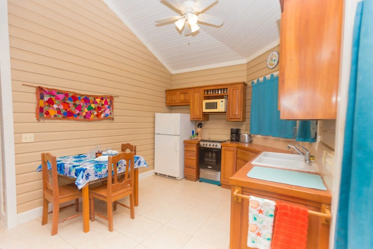 1 Bedroom Bungalow with balcony