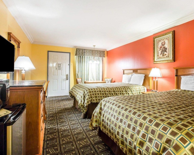 Standard Quadruple room