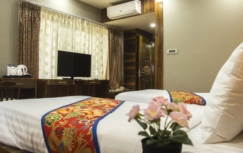 Quadruple Suite