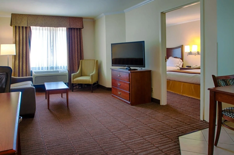 Quadruple Suite