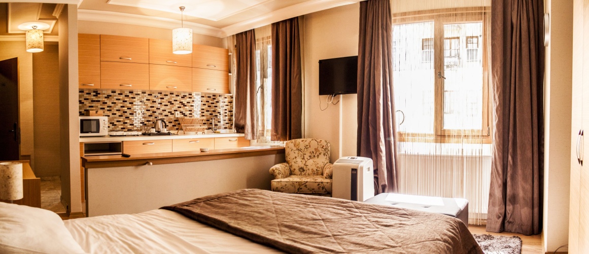 Standard Double room with city view