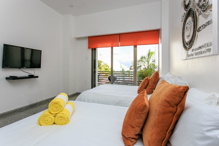 2 Bedrooms Apartment with balcony and with city view