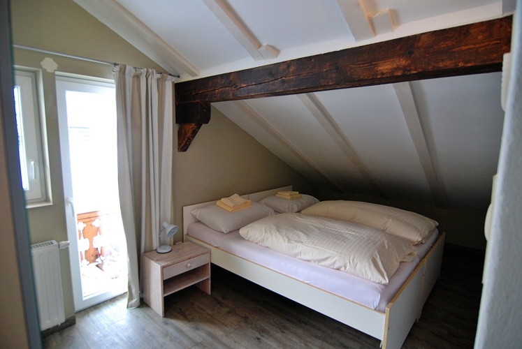 2 Bedrooms Classic Apartment with mountain view