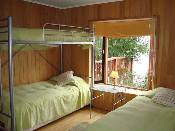 2 Bedrooms Bungalow with lake view