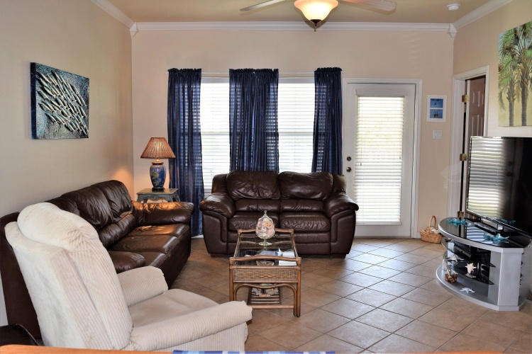 2 Bedrooms Cottage