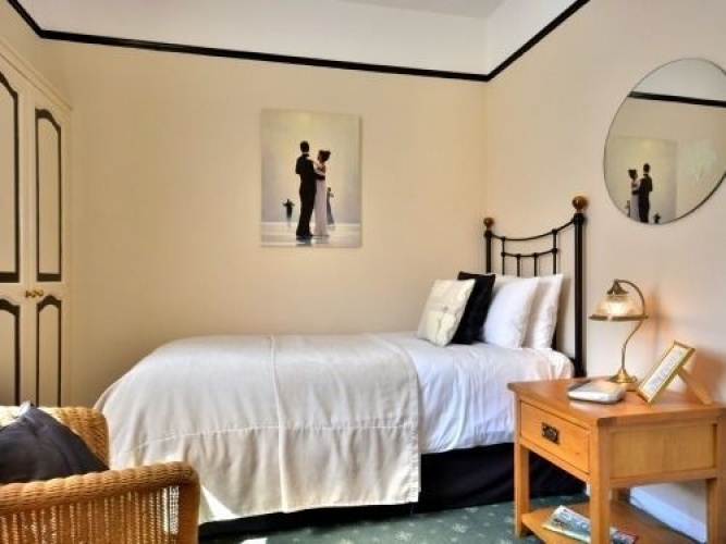 Standard Single room