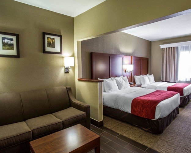 Quadruple Suite