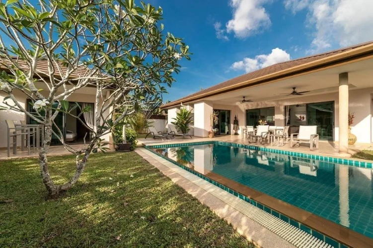 3 Bedrooms Villa