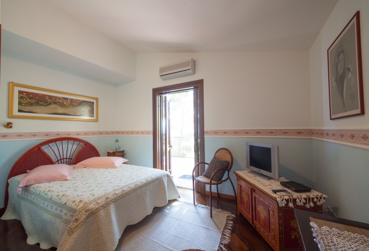 Quadruple Suite