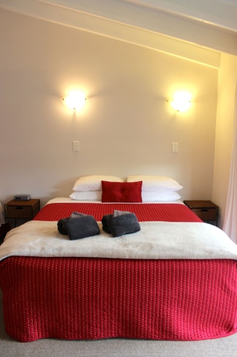 2 Bedrooms Standard Double Suite