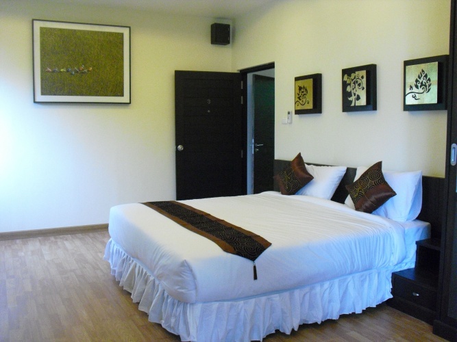 Double Suite with balcony and with pool view