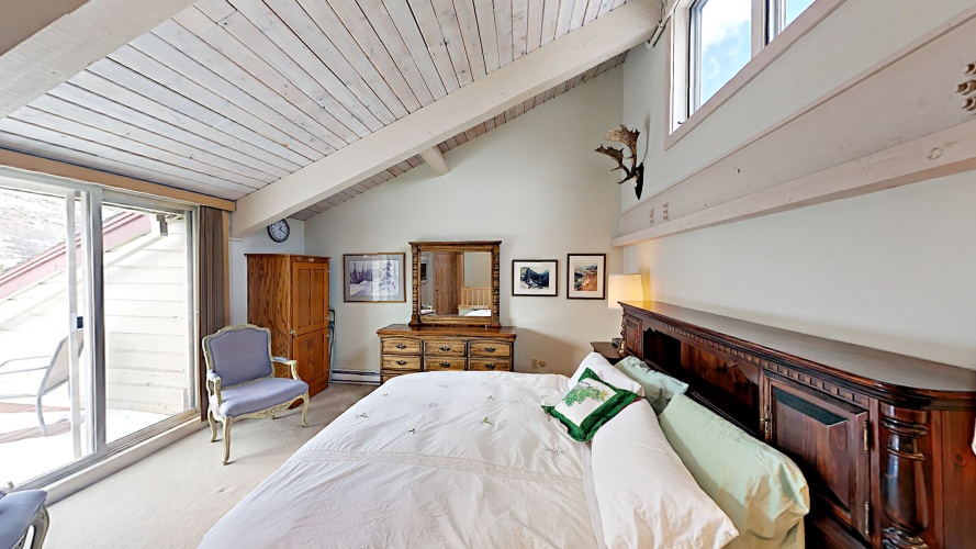 3 Bedrooms Standard room with balcony