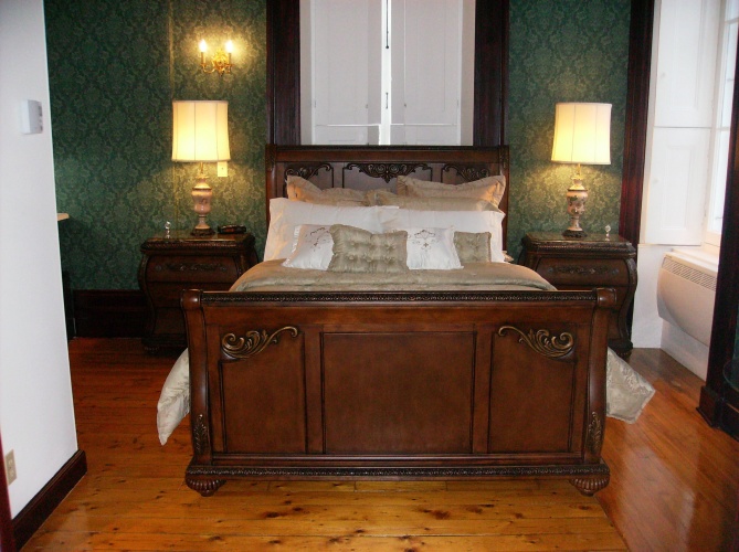 Deluxe Double Basement room