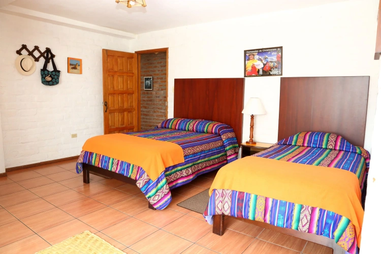 Standard Triple room