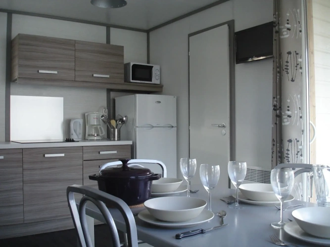 2 Bedrooms Chalet