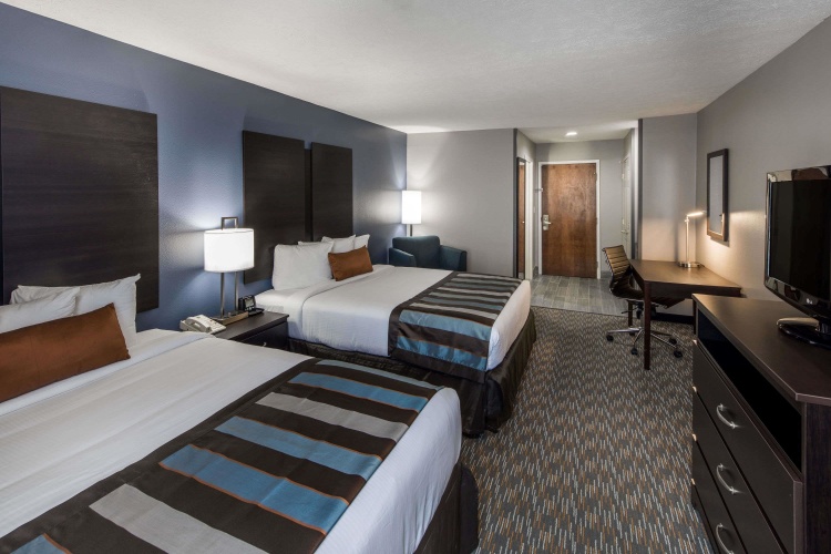 Standard Quadruple room