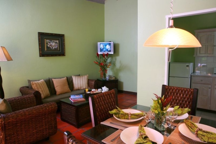 1 Bedroom Suite with garden view
