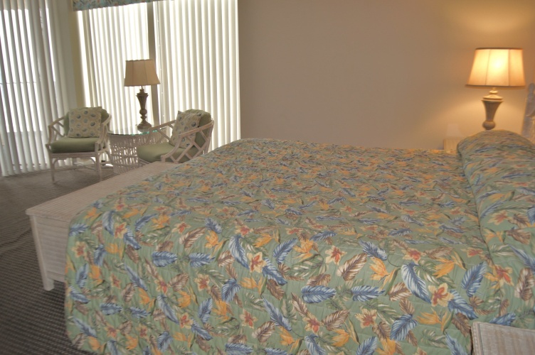 3 Bedrooms Standard room with balcony and beachfront