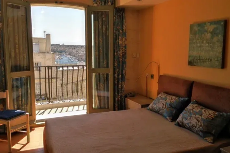2 Bedrooms Standard Double Penthouse room